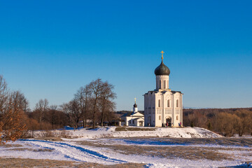 Obraz premium russian orthodox church in winter