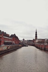 Fototapeta premium Canales de Hamburgo