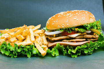 Hamburguesa con papas