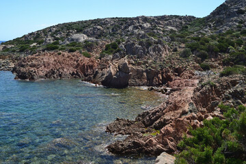 La costa dell'isola di Caprera