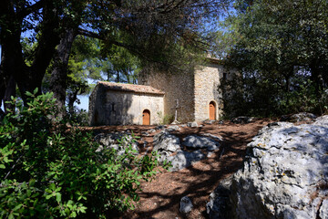 Jouques Chapelle Notre-Dame de Consolation 