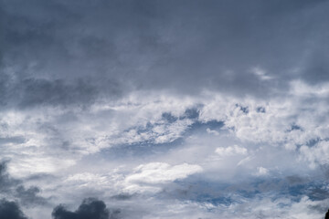 変わりゆく空模様