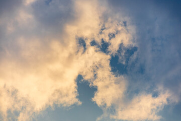 Nubes al atardecer