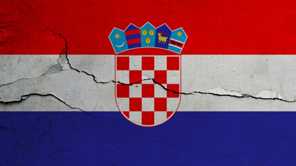 Naklejka premium Croatia flag on cracked wall background, flag with crack line