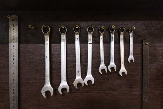 spanners open end wrenches hand tools workshop - Powered by Adobe