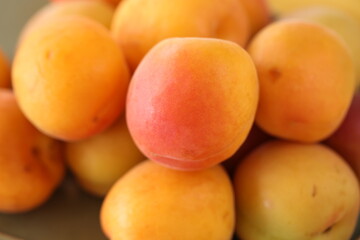 Fresh and Juicy Apricots: Nature's Sweetness