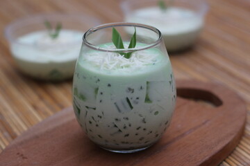 Refreshing Indonesian Dessert: Es Cendol