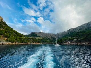 wandern, wanderurlaub, urlaub, mallorca, meer, see, wellen, Felsen, landschaft, wasser, berg, natur, himmel, berg, cloud, küste, cloud, anreisen, sommer, insel, blau, schön, fels, beach, panorama