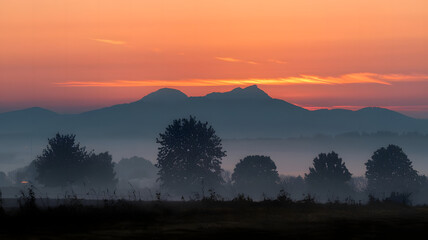Obraz premium A photo of a beautiful sunrise in Richfield.