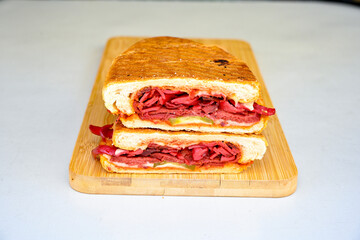 Turkish karisik atom kare  tost ( kasarli bazlama tost) . Sucuklu, Kasarli,  cheddarli, kavurmali...