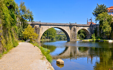Fototapeta premium Portugal's Amarante: Images of the São Gonçalo Bridge & Tâmega River