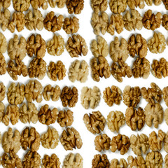 Obraz premium Shelled Walnuts Pattern on White