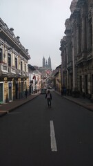 Obraz premium ruas de quito, equador