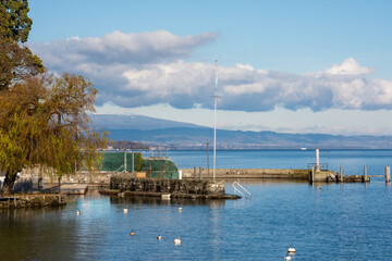 petit port et plage, Gen&egrave;ve