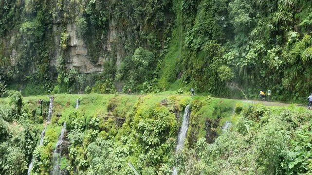 famous death road in the bolivian jungle