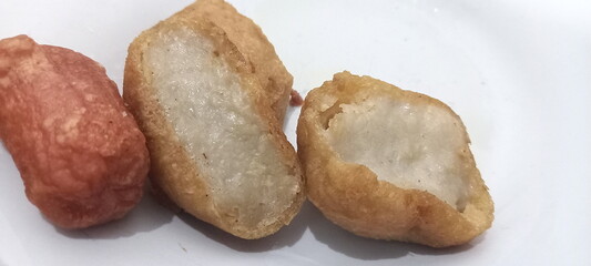 Fried tofu with meatball filling
