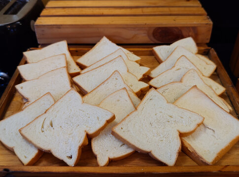 Sandswich slice on basket