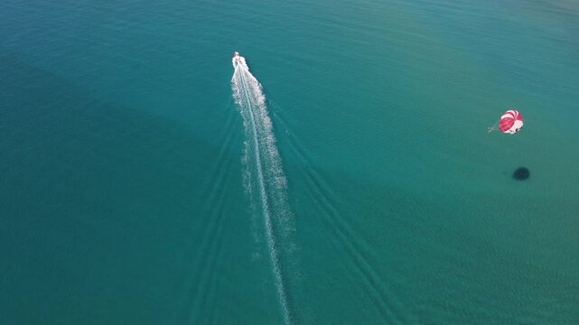 Speedboat Parachute