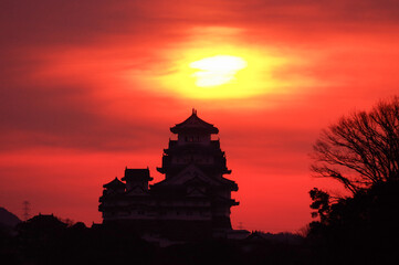 朝焼けと天守閣