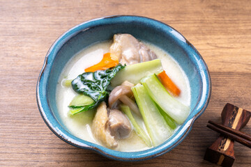 鶏とターサイのクリーム煮