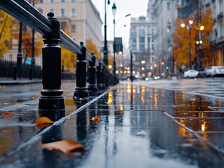 Obraz premium A wet sidewalk in the middle of a city at night