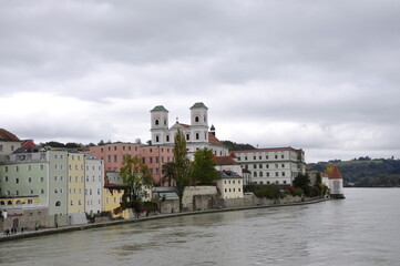 Fototapeta premium Panorama of the City Passau in Bavaria, Germany 