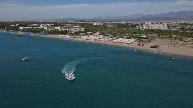Sea By Speedboat Parachute
