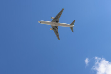 空と飛行機の対話