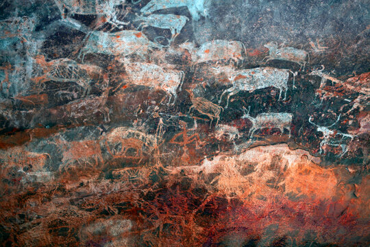Madhya Pradesh, India, 12.10.2023: Bhimbetka Rock Shelters. Declared a UNESCO World Heritage, the shelters contain ancient rock art from the Upper Paleolithic to Medieval times.