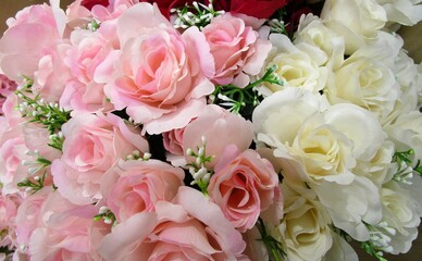 カラフルな造花の花束
