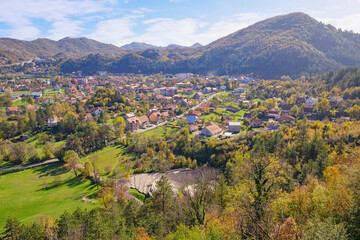 Obraz premium Sunny autumn day in mountains. Dinaric Alps, Montenegro. View of ancient town of Cetinje