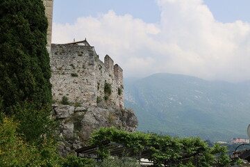 Naklejka premium Schöner Frühsommertag in Malcesine am Gardasee 