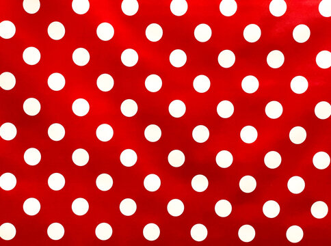 red polka dots pattern background
