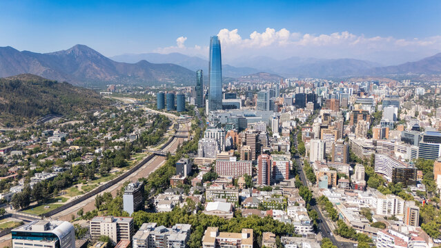 Costanera Center, R&iacute;o mapocho, providencia, desde Dron