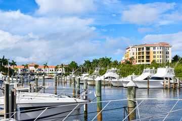 Boats docked at a marina in Jupiter, Florida, Palm Beach County © Ryan Tishken
