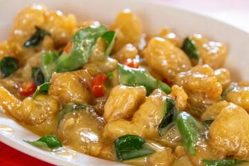Creamy Butter Chicken in Thai style