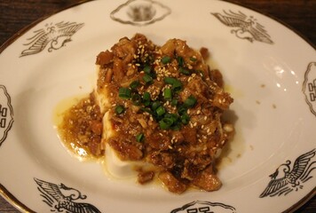 Taiwanese cuisine: lu rou tofu (minced pork on tofu)
