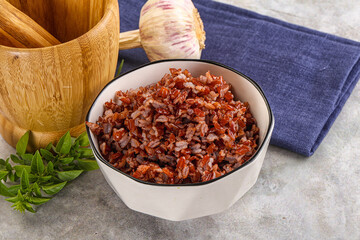 Red steamed rubine rice garnish