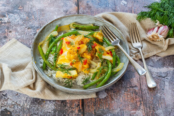 Ginger and turmeric cod with green beans and rice