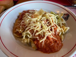 essen, pasta, spagetti, mahl, abendessen, teller, essgeschirr, kochen, sauce, nudel, italiener, köstlich, salat, tomate, garnele, lunch, nudel, feinschmecker, fleisch, gemüse, thai, meeresfrüchte, coo