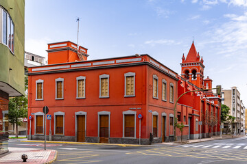 Obraz premium Red Church of Parroquia de Santa Maria del Pino side view, Las Palmas Gran Canaria Spain