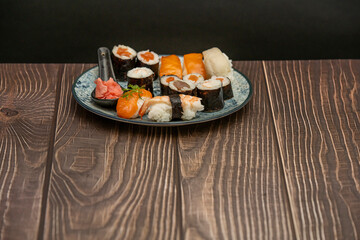 After the rice is cooked, it is mixed with a mixture of rice vinegar, sugar, and salt. This mixture not only adds flavor, but also helps preserve the rice.