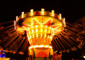 Karussell dreht sich schnell