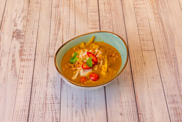 Thai food is famous around the world not only for its explosive flavor, but also for its colorful and balanced presentation