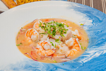 This citrus marinating technique is what lightly cooks raw seafood or fish, giving it a firm texture and a unique flavor that combines the freshness of the sea with the acidity of citrus a