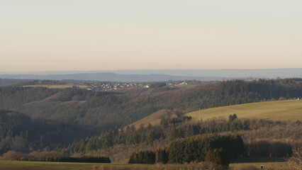 Fototapeta premium Blick über das Dhrontal hinweg