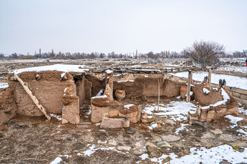 he scenic views of Kültepe also known under its ancient name Kaneš (Kanesh, sometimes also...