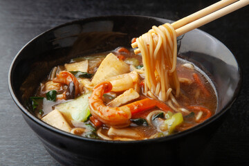 海鮮五目あんかけラーメン
