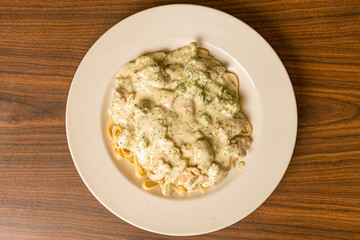 Fettuccine Alfredo with broccoli and chicken