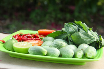 Sayur lalapan, lalapan eat vegetables raw, fresh vegetables with raw spices that have not been processed